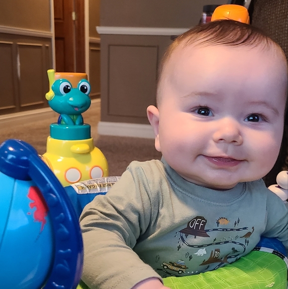 Meet your Posher, Debbie - Picture 6 of 12